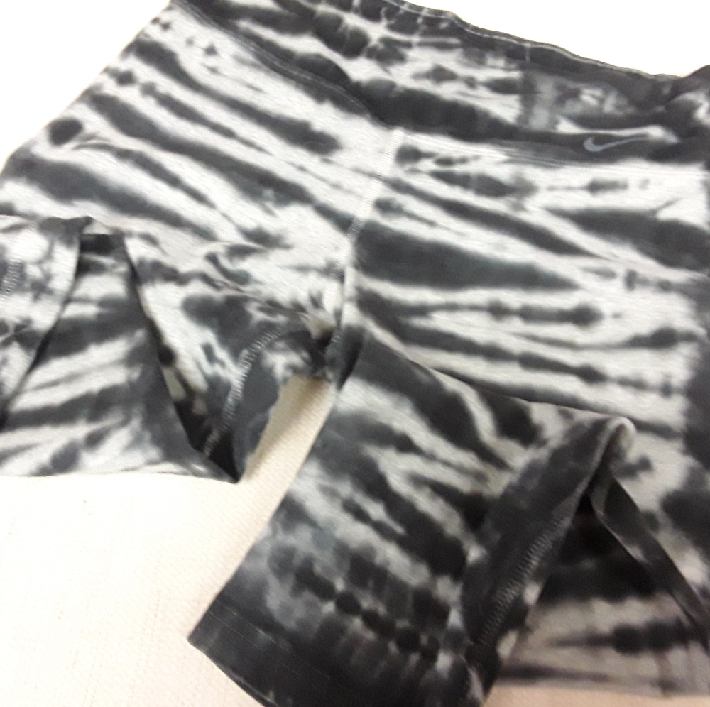 Nike Grey Tie Die Dri Fit Leggings S